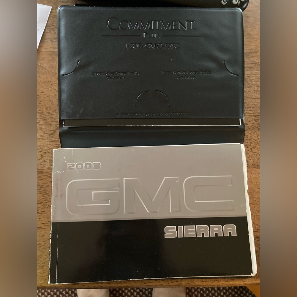 2003 GMC Sierra owners manual